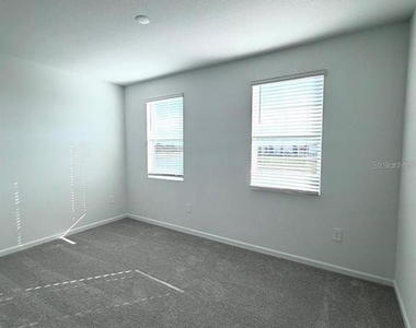 2165 Stake Out Way - Photo Thumbnail 15