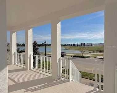 2165 Stake Out Way - Photo Thumbnail 3
