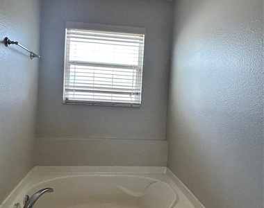 1244 Ocklawaha Drive - Photo Thumbnail 16