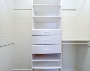 5305 Bacara Cove - Photo Thumbnail 42