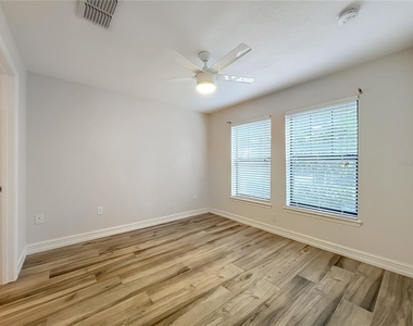5305 Bacara Cove - Photo Thumbnail 27