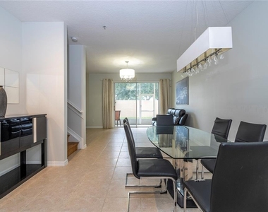 5827 Strada Capri Way - Photo Thumbnail 11