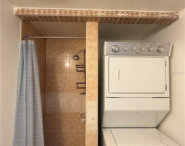 4126 Yellow Pine Lane - Photo Thumbnail 9