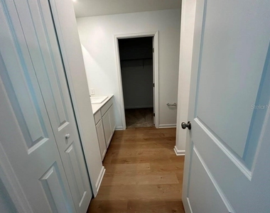 6268 Botticella Boulevard - Photo Thumbnail 11