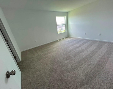 6268 Botticella Boulevard - Photo Thumbnail 33