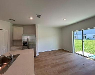 6268 Botticella Boulevard - Photo Thumbnail 3