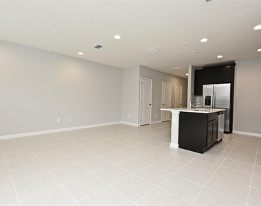318 Cape Honeysuckle Place - Photo Thumbnail 4