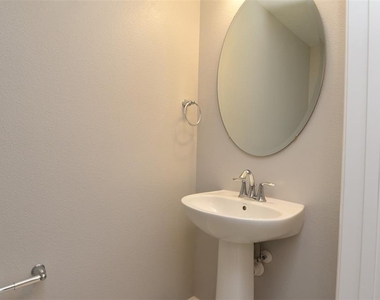 318 Cape Honeysuckle Place - Photo Thumbnail 14