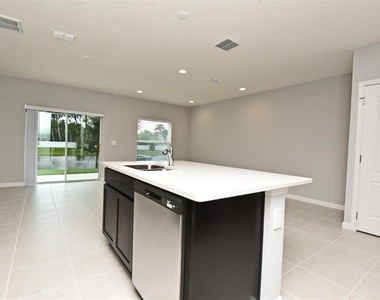318 Cape Honeysuckle Place - Photo Thumbnail 11