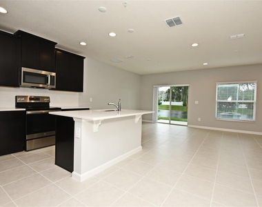 318 Cape Honeysuckle Place - Photo Thumbnail 6
