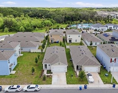 2735 Numa Falls Ave - Photo Thumbnail 28