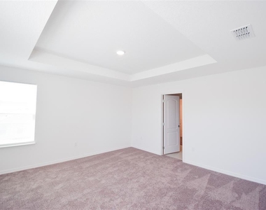 553 Pawnee Court - Photo Thumbnail 26