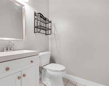 3856 Becontree Place - Photo Thumbnail 17