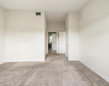 659 Ocean Course Avenue - Photo Thumbnail 8