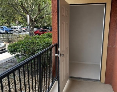 132 Vista Verdi Circle - Photo Thumbnail 10