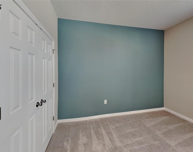 805 Lemon Avenue - Photo Thumbnail 2