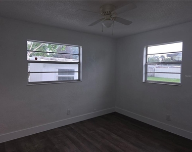 918 3rd Street - Photo Thumbnail 7