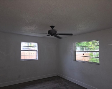 918 3rd Street - Photo Thumbnail 6
