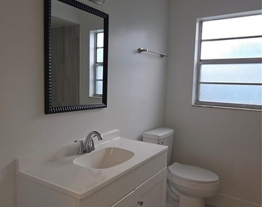 918 3rd Street - Photo Thumbnail 8