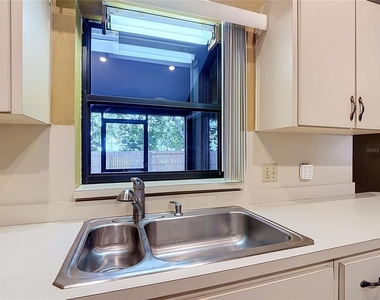 2108 Jonathan Lane - Photo Thumbnail 10