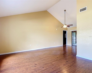 2108 Jonathan Lane - Photo Thumbnail 3
