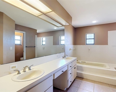 2108 Jonathan Lane - Photo Thumbnail 21