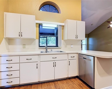 2108 Jonathan Lane - Photo Thumbnail 9