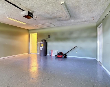 2108 Jonathan Lane - Photo Thumbnail 33