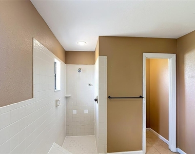 2108 Jonathan Lane - Photo Thumbnail 23