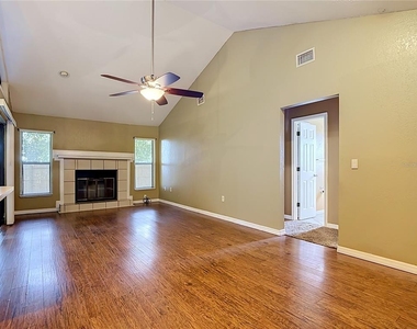 2108 Jonathan Lane - Photo Thumbnail 13