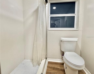 1103 Grant Avenue - Photo Thumbnail 8