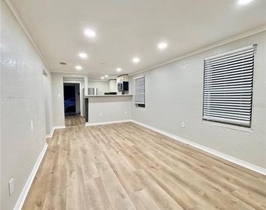 1103 Grant Avenue - Photo Thumbnail 1