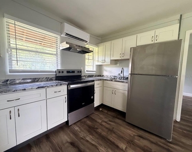 16710 Wallace - Photo Thumbnail 5