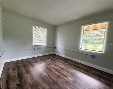 16710 Wallace - Photo Thumbnail 7