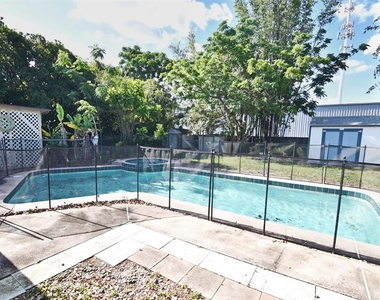 7033 Easter Street - Photo Thumbnail 3