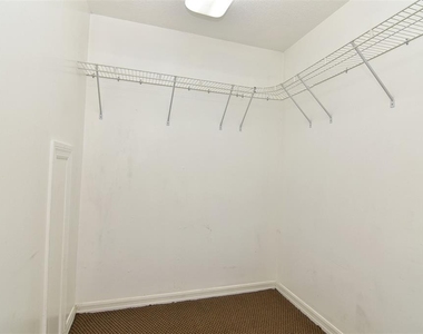7033 Easter Street - Photo Thumbnail 20