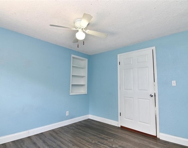 7033 Easter Street - Photo Thumbnail 24