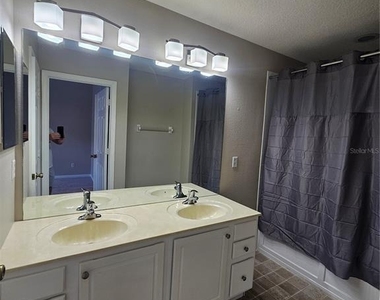 2605 Galliano Circle - Photo Thumbnail 9