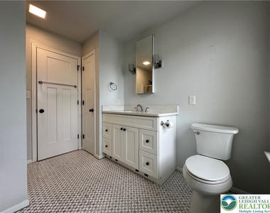 3685 Clauss Drive - Photo Thumbnail 21