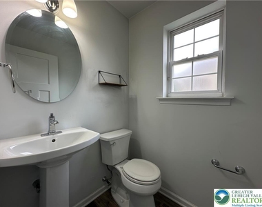 3685 Clauss Drive - Photo Thumbnail 16