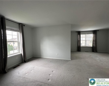 3685 Clauss Drive - Photo Thumbnail 19