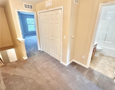 708 Trout Creek Lane - Photo Thumbnail 9