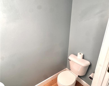 708 Trout Creek Lane - Photo Thumbnail 8