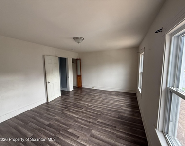 617 Harrison Avenue - Photo Thumbnail 7