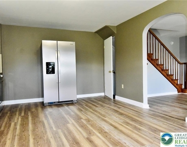 3523 Mountain View Drive - Photo Thumbnail 14