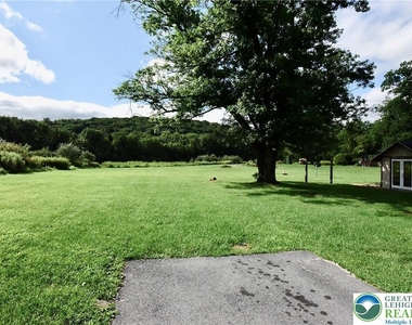 3523 Mountain View Drive - Photo Thumbnail 8