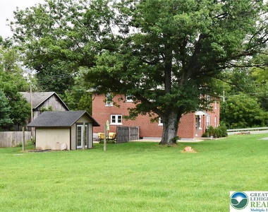 3523 Mountain View Drive - Photo Thumbnail 7