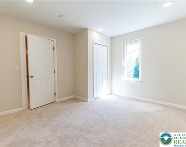 1156 William Street - Photo Thumbnail 20
