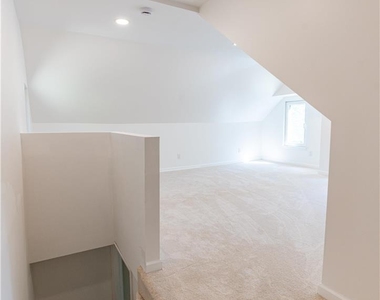 1156 William Street - Photo Thumbnail 35