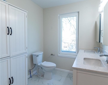 1156 William Street - Photo Thumbnail 33